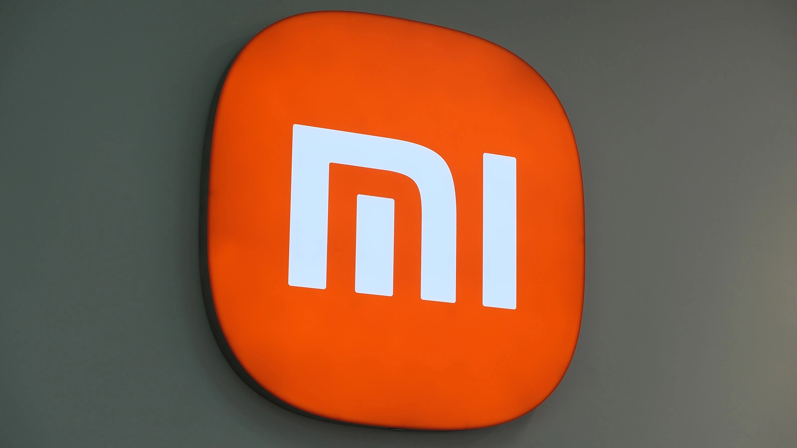 Приходите на Xiaomi за първото тримесечие на 2025 г. достигат 111,3 млрд. юана и надхвърлят 100 млрд. юана за второ поредно тримесечие