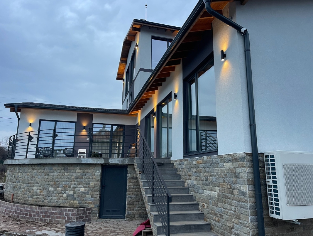 Енергийна ефективност и сглобяеми къщи – новата вълна в българското строителство